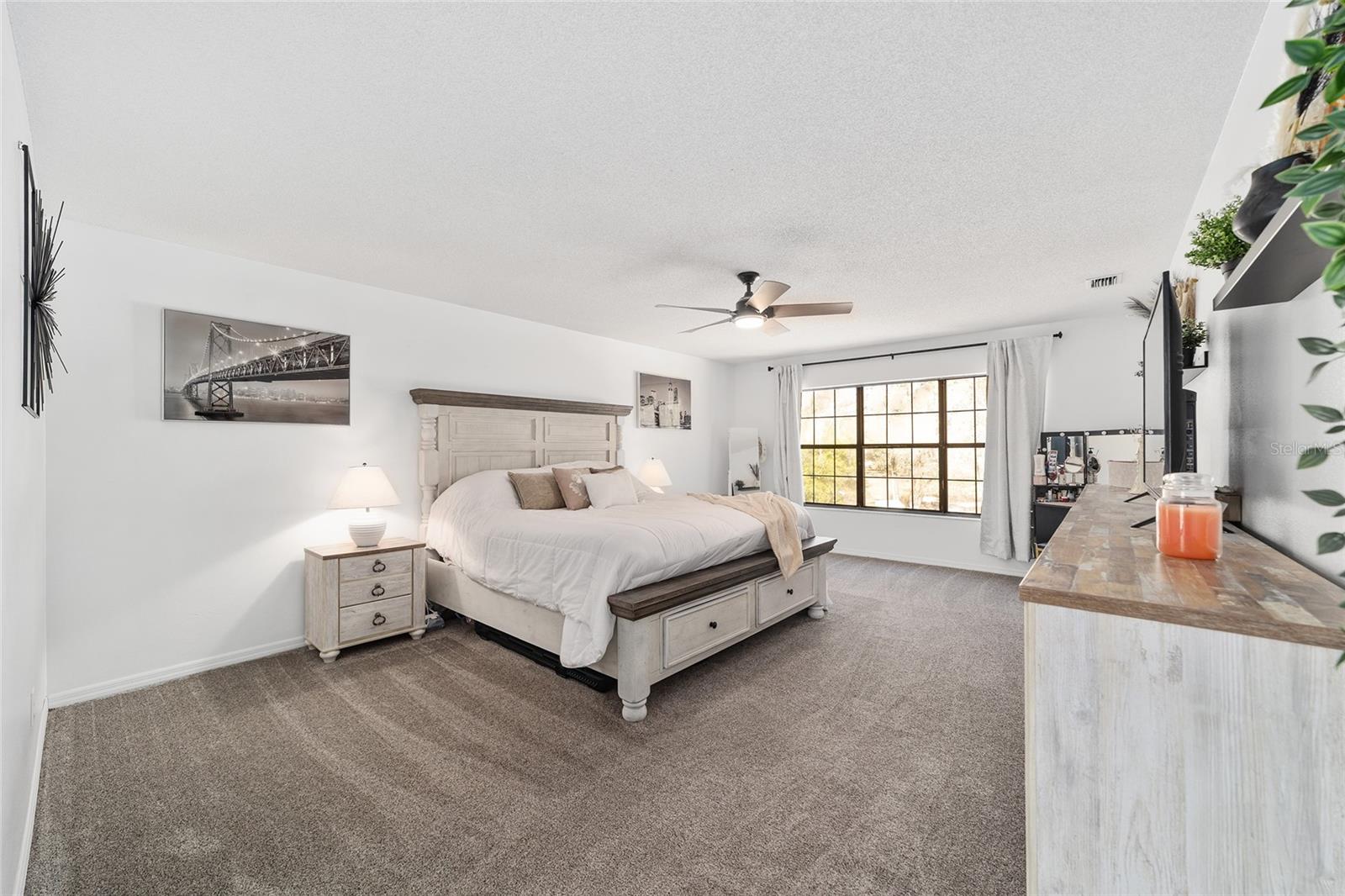 FLORAL ACRES UNREC - Residential