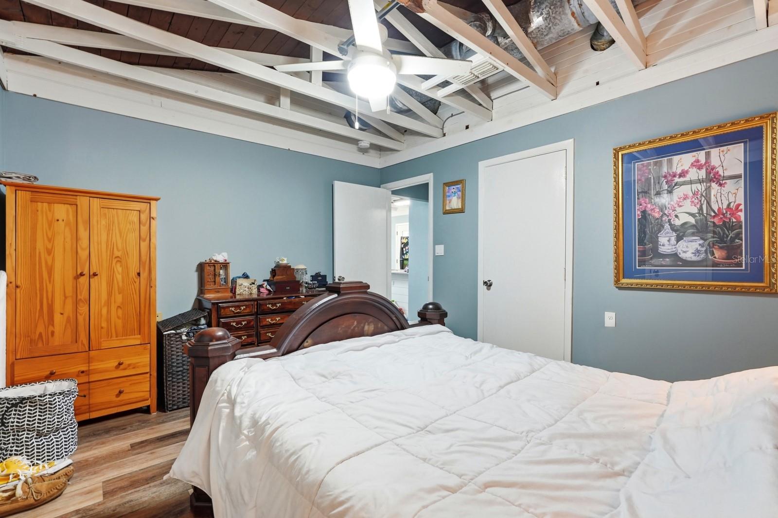 NOT IN A SUBDIVISION - Residential