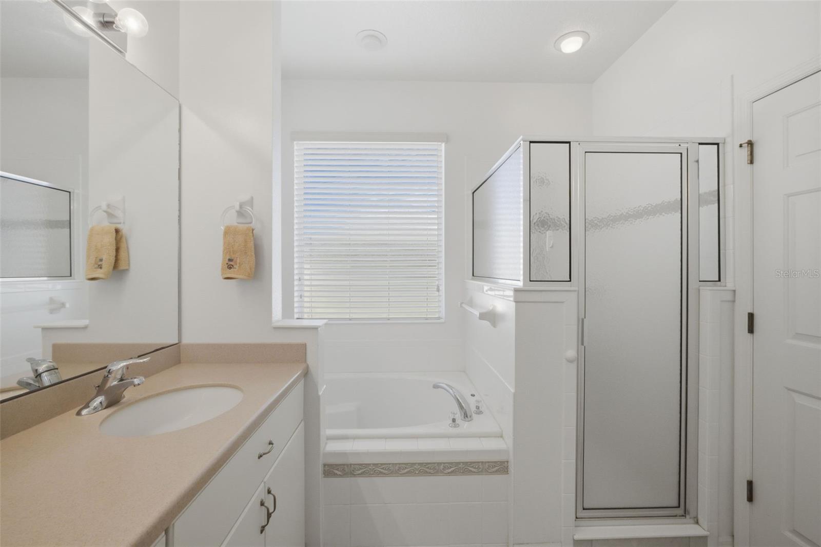 LEGACY OF LEESBURG, UNIT 06 - Residential