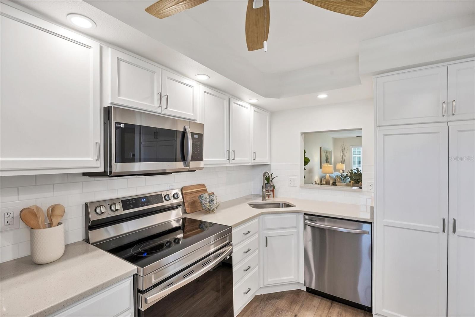 BELLA COSTA II - Residential