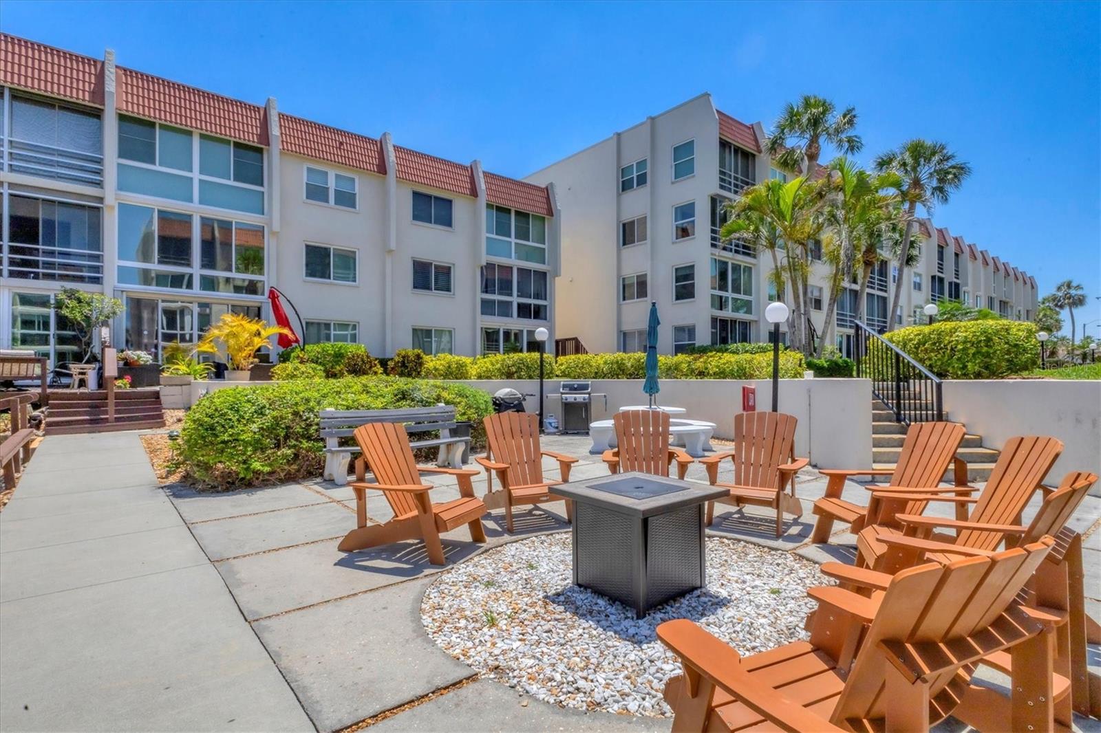 BELLA COSTA II - Residential