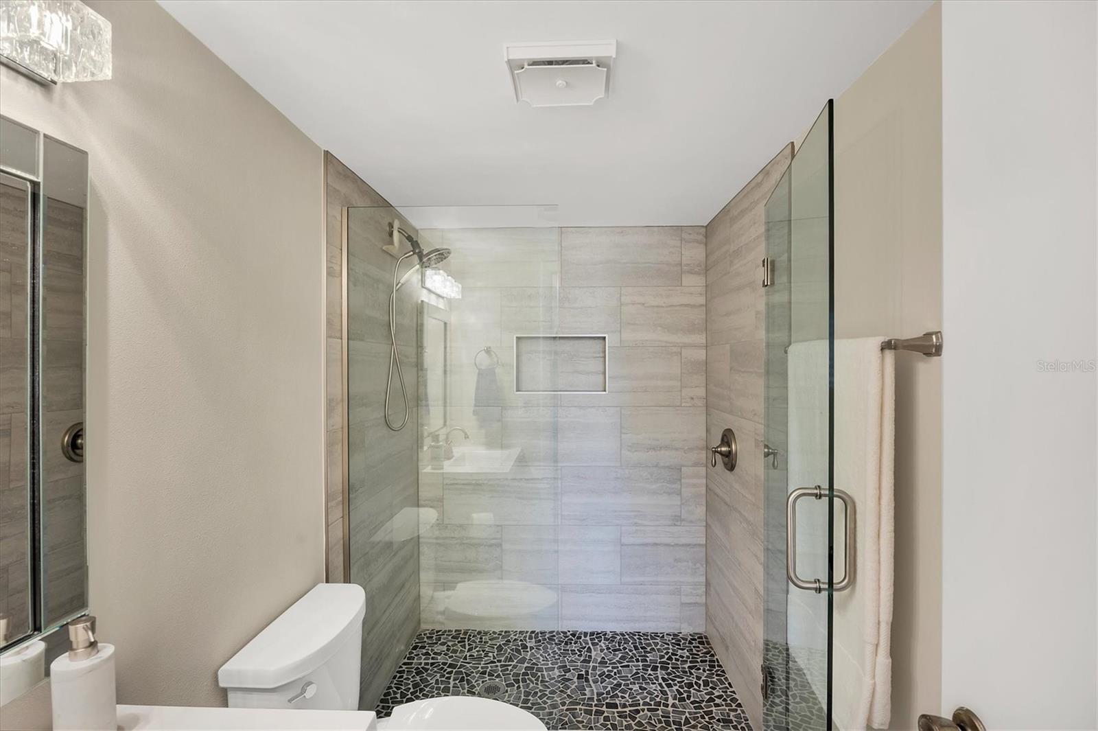 BELLA COSTA II - Residential