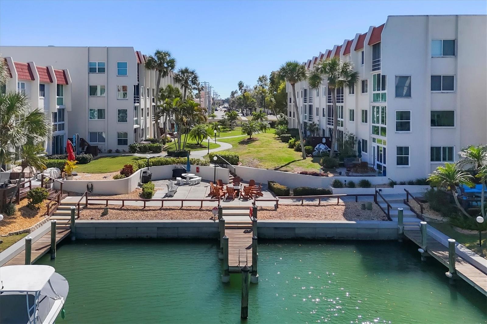 BELLA COSTA II - Residential