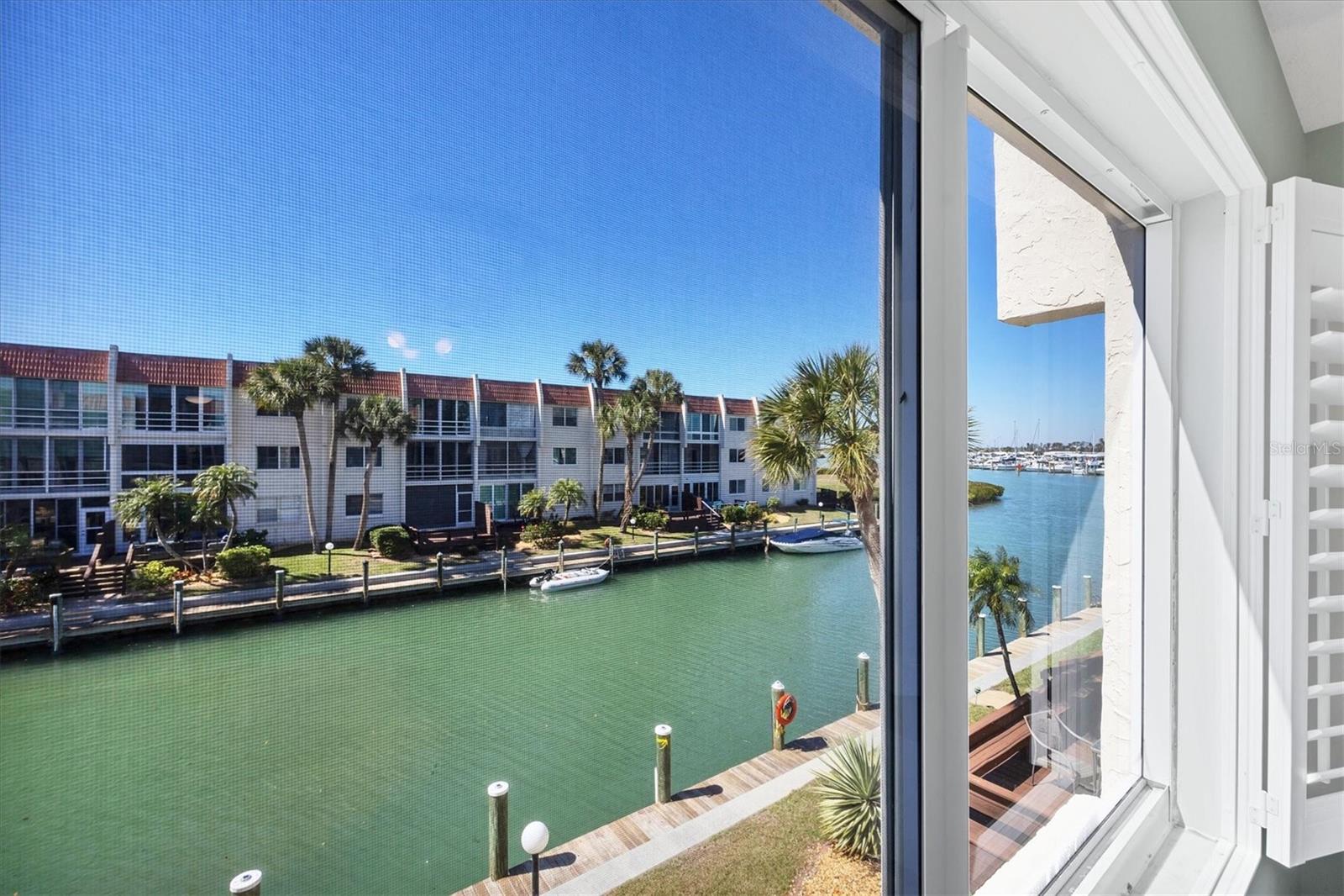 BELLA COSTA II - Residential