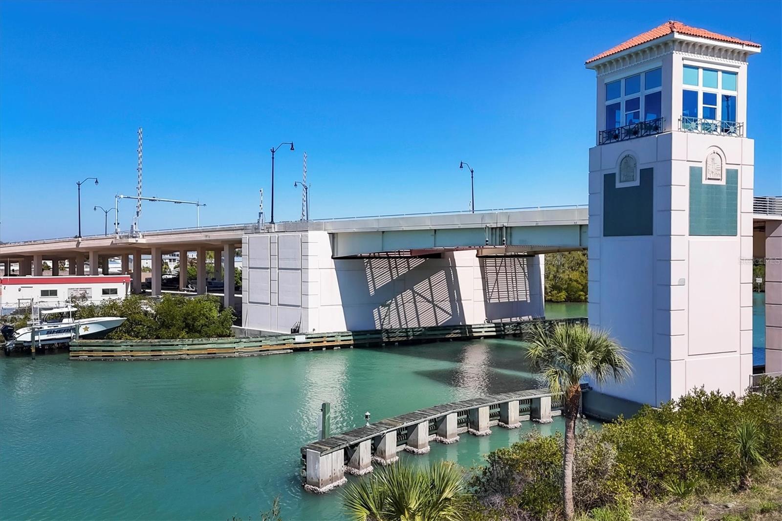 BELLA COSTA II - Residential