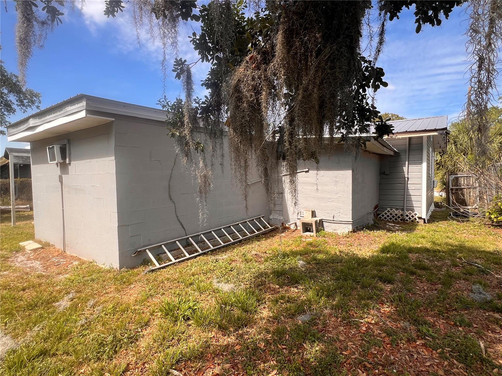 CRUSE & HORNEYS ADD 01 - Residential
