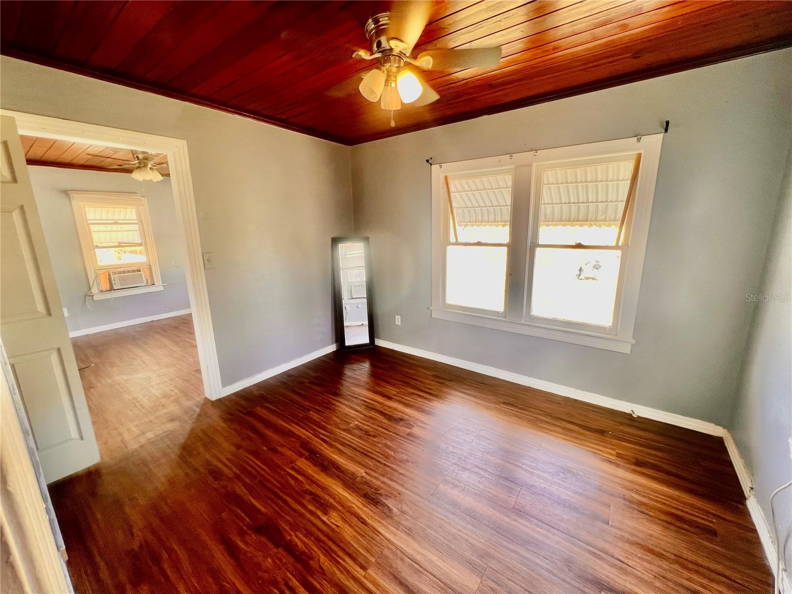 CRUSE & HORNEYS ADD 01 - Residential