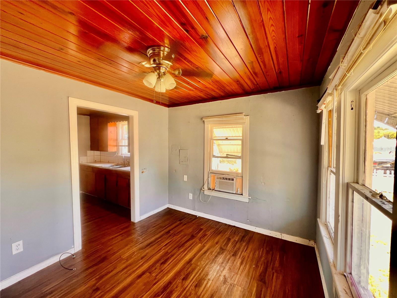 CRUSE & HORNEYS ADD 01 - Residential