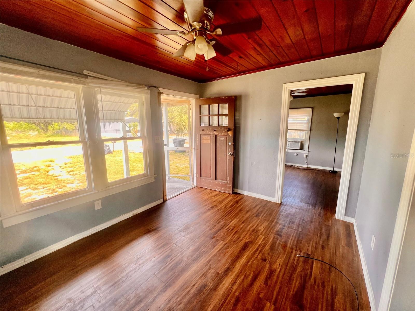 CRUSE & HORNEYS ADD 01 - Residential