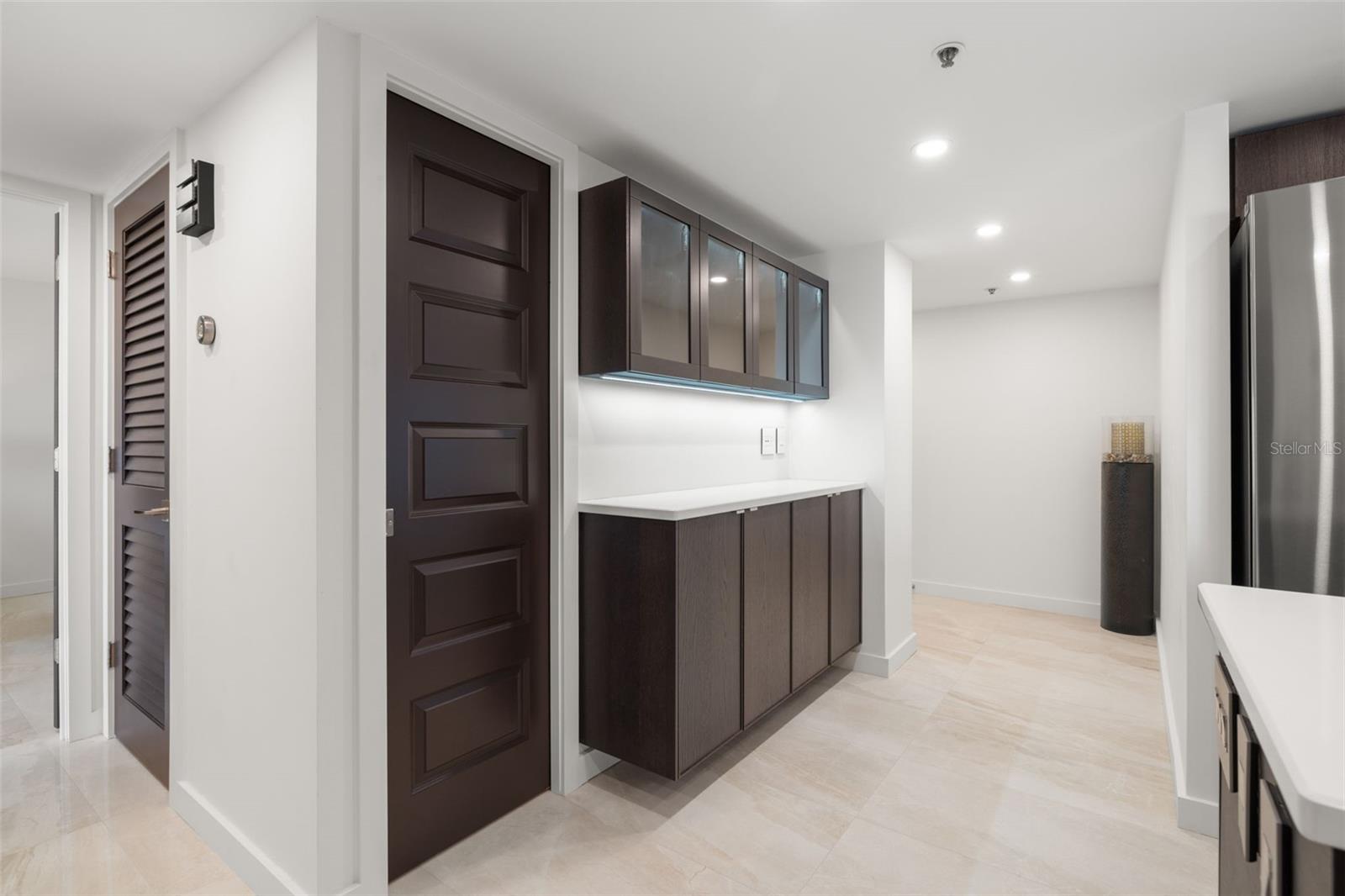 7432 SUNSHINE SKYWAY LANE S 506