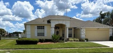 Photo of 707 Forestgreen Court, Orlando, FL 32828 (MLS # O6401125)