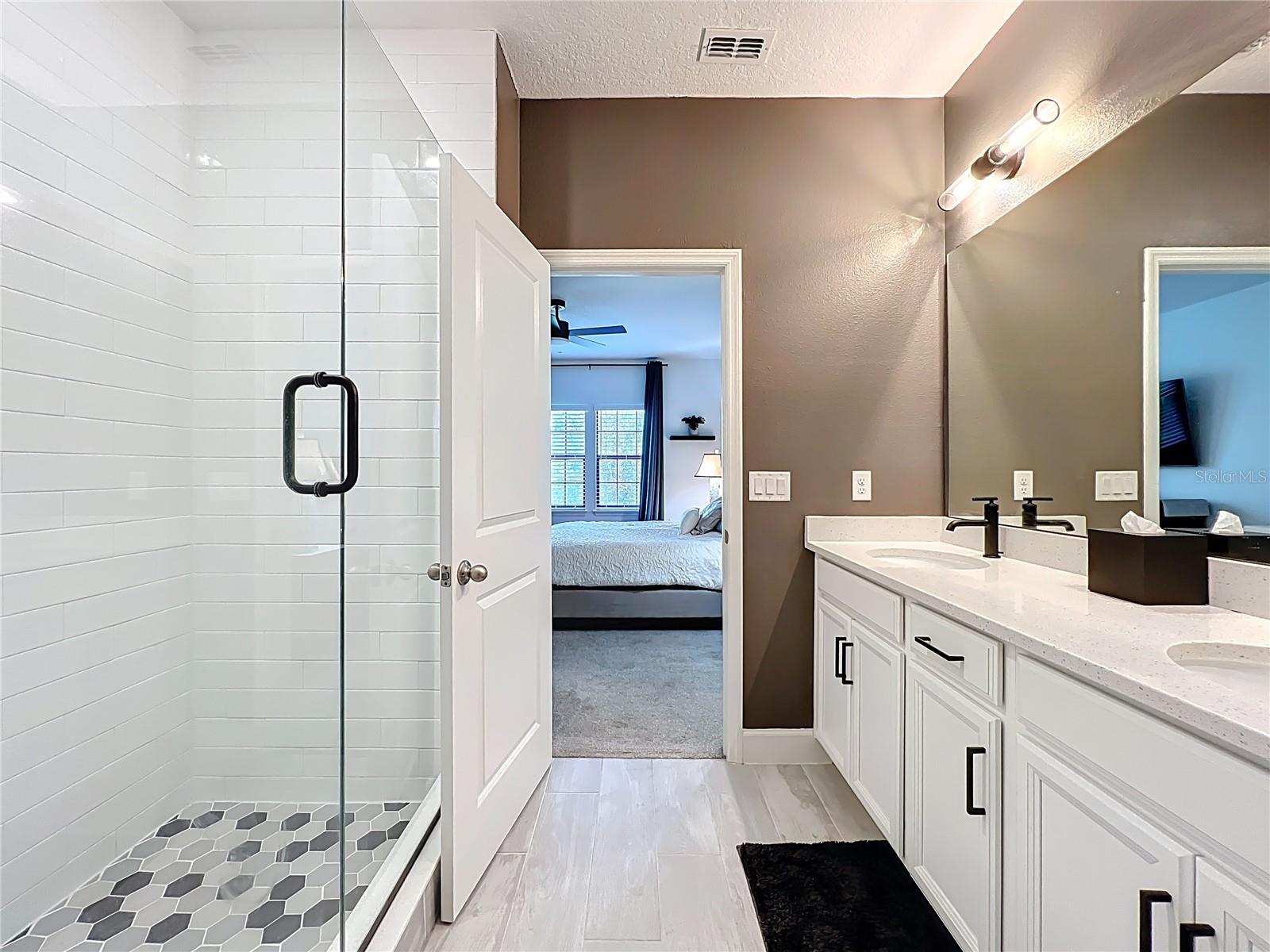 SEMINOLE CROSSING TWNHMS - Residential