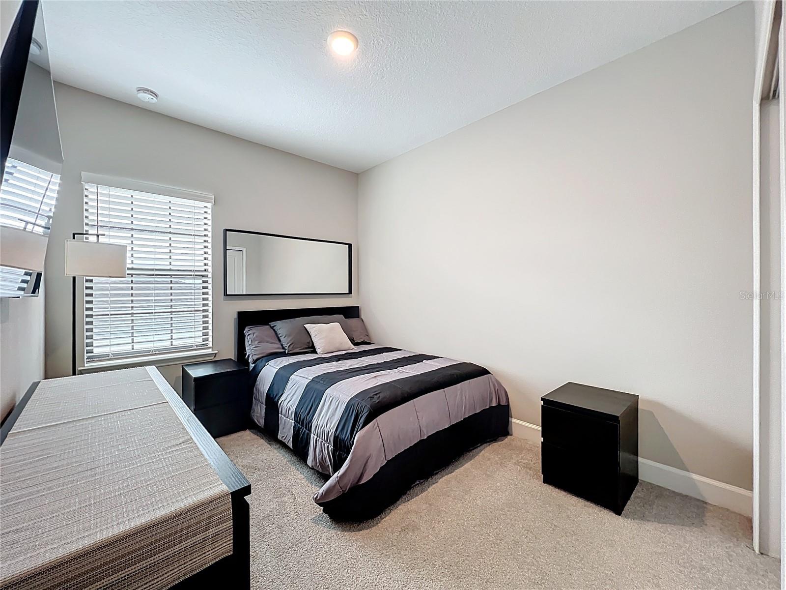 SEMINOLE CROSSING TWNHMS - Residential