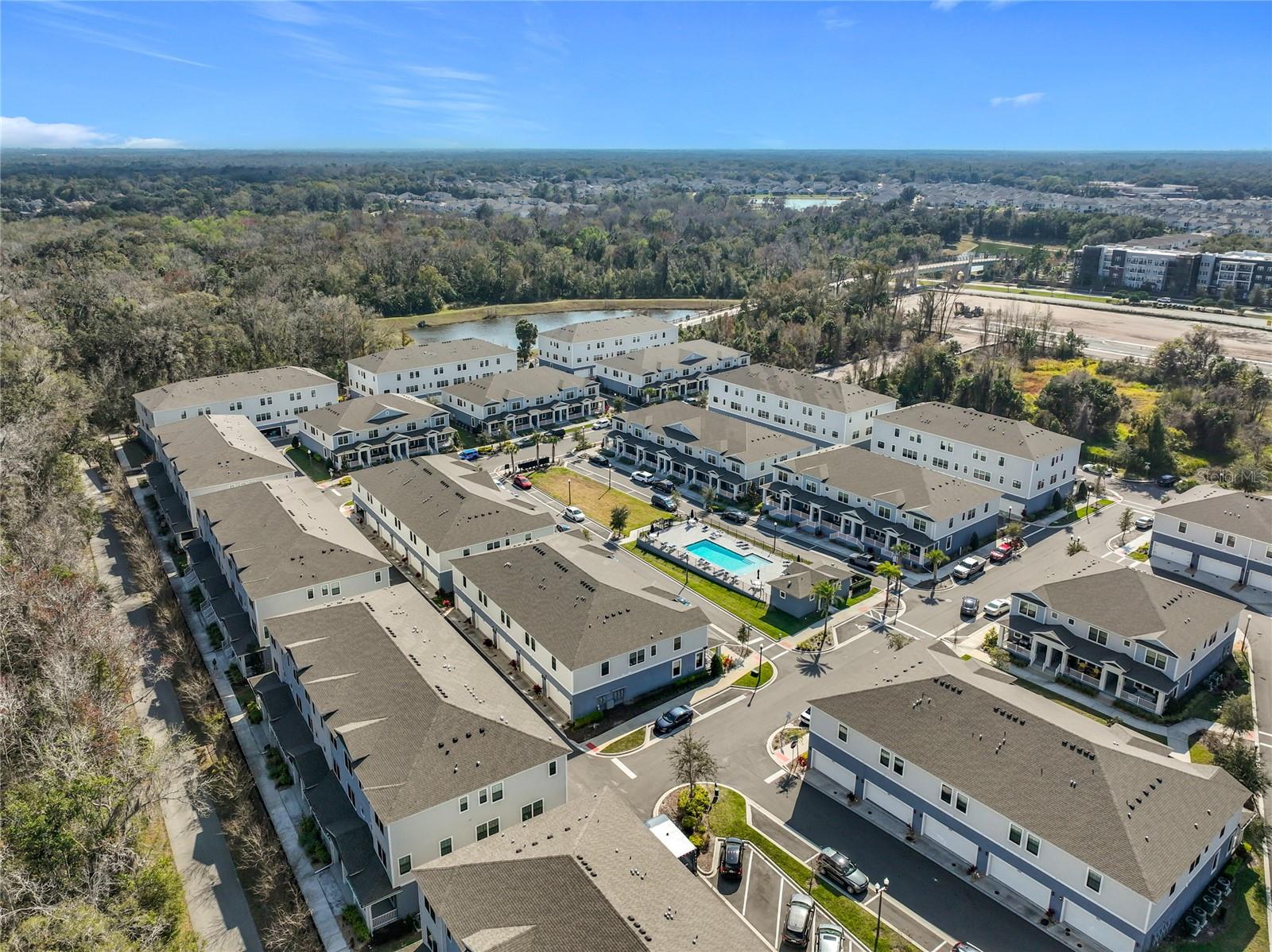 SEMINOLE CROSSING TWNHMS - Residential