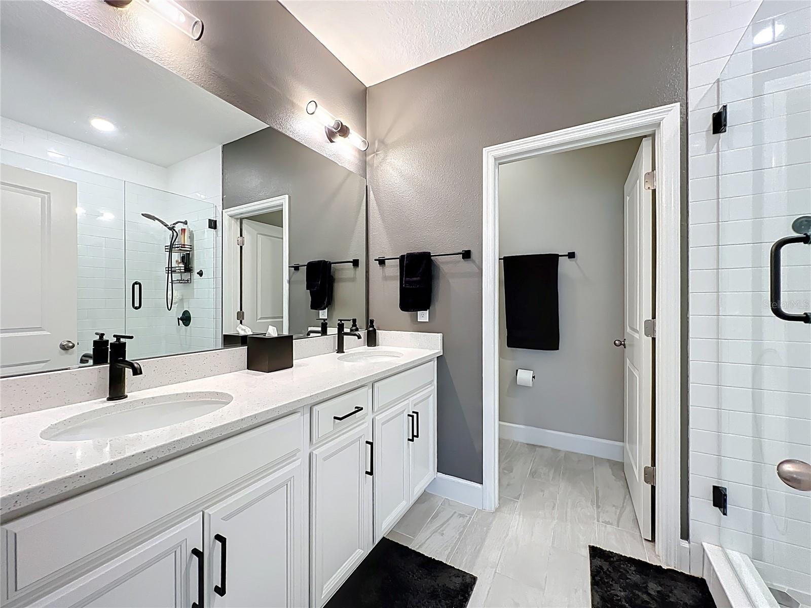 SEMINOLE CROSSING TWNHMS - Residential