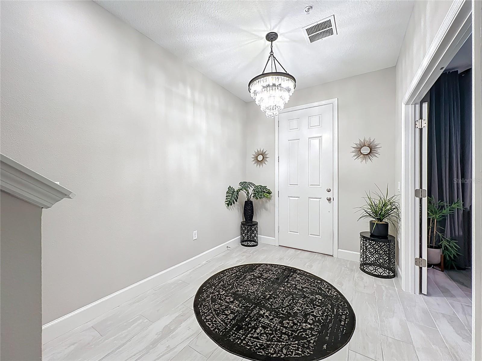 SEMINOLE CROSSING TWNHMS - Residential