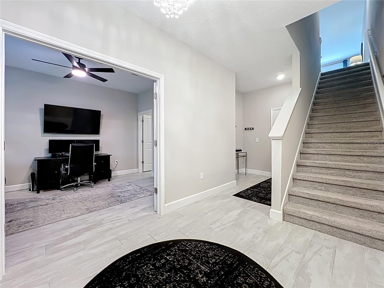 SEMINOLE CROSSING TWNHMS - Residential