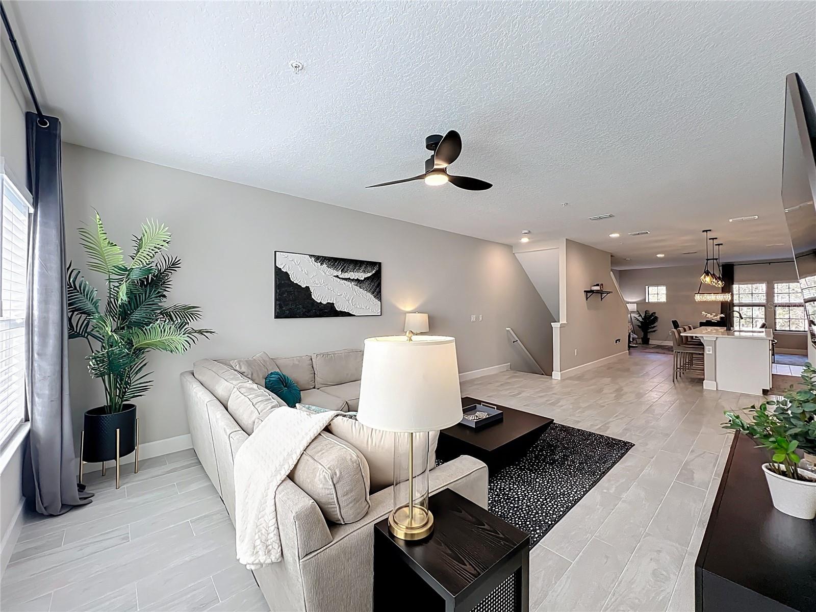 SEMINOLE CROSSING TWNHMS - Residential