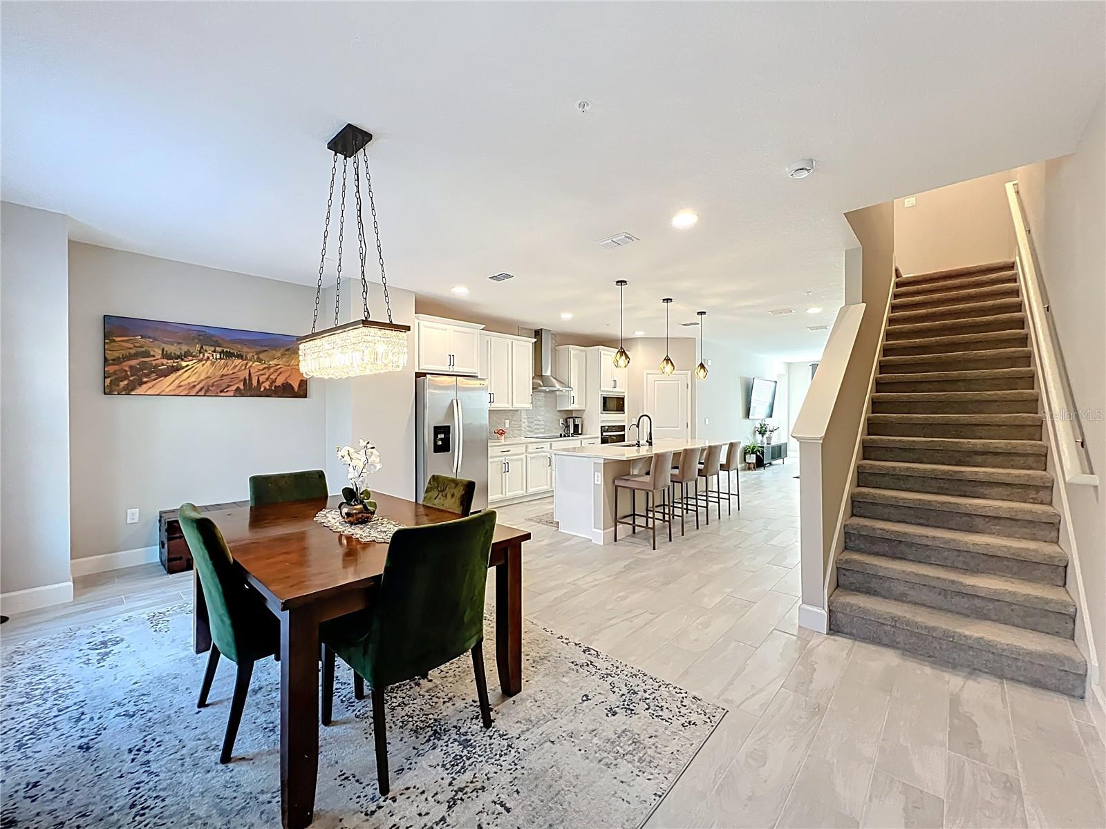 SEMINOLE CROSSING TWNHMS - Residential