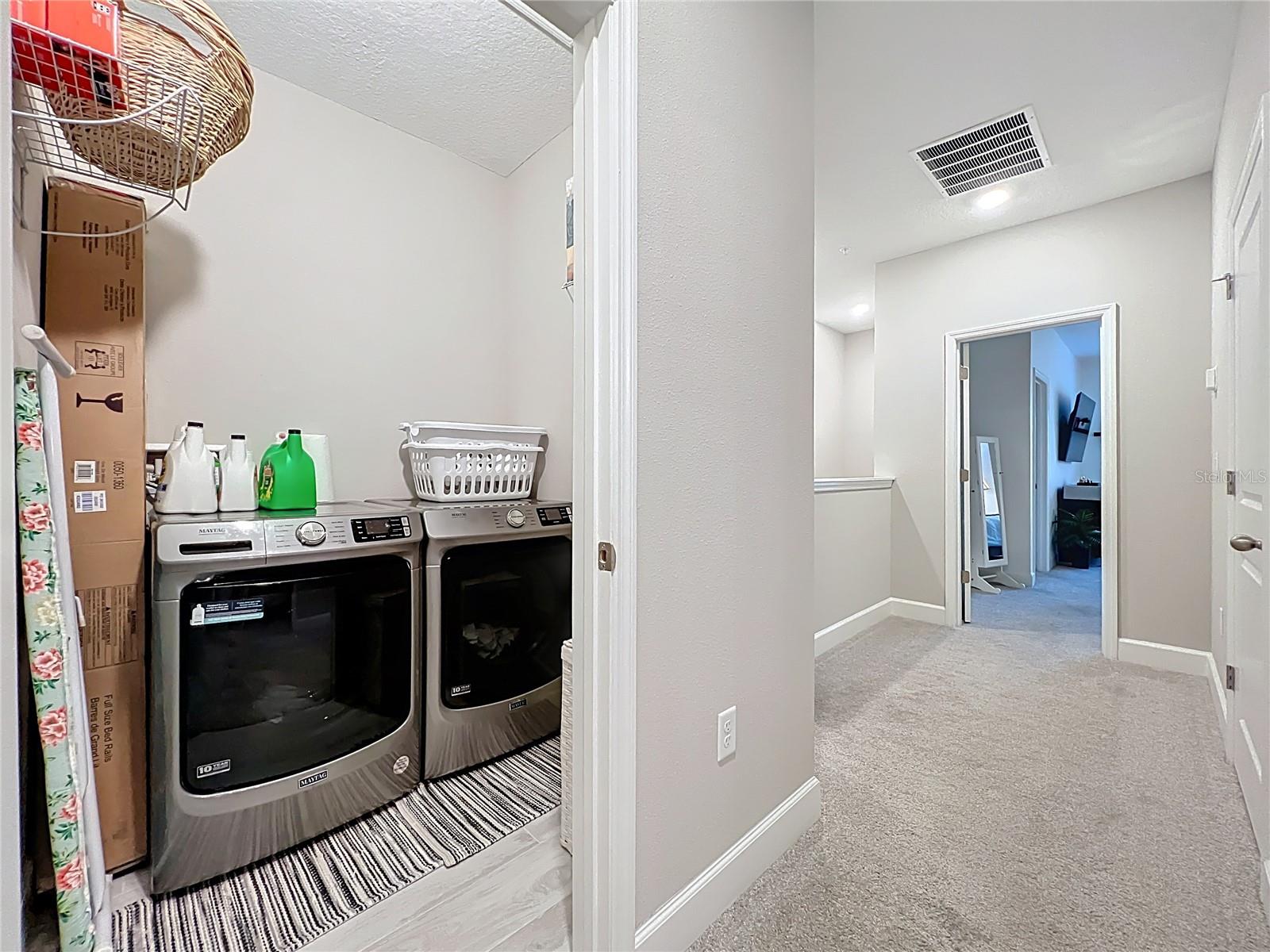 SEMINOLE CROSSING TWNHMS - Residential