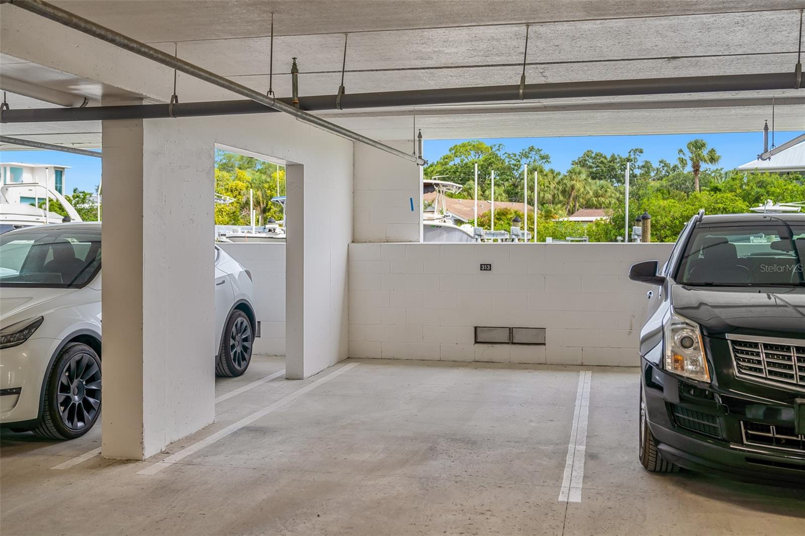 THE STRAND OF SARASOTA - Residential