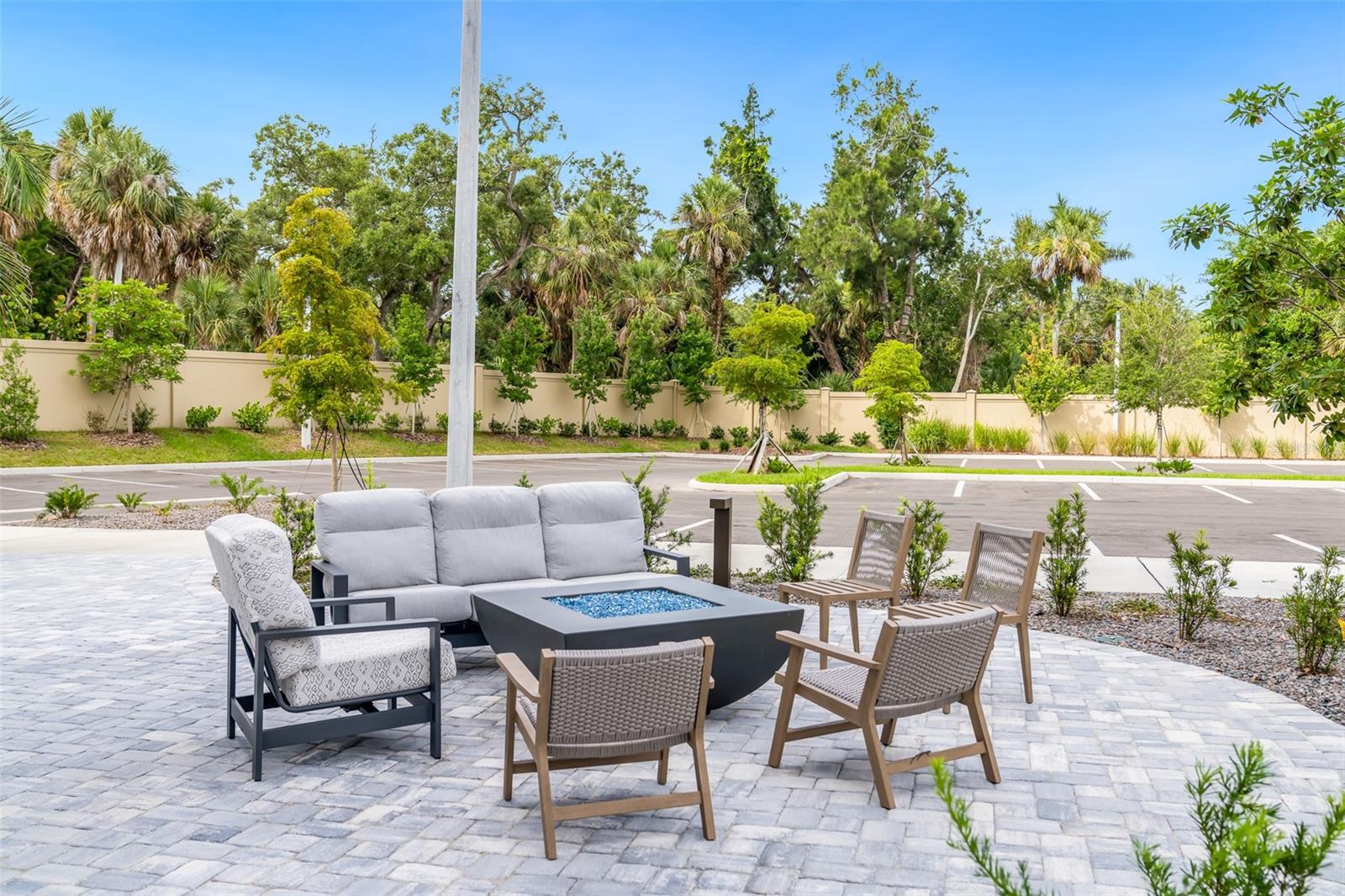 THE STRAND OF SARASOTA - Residential