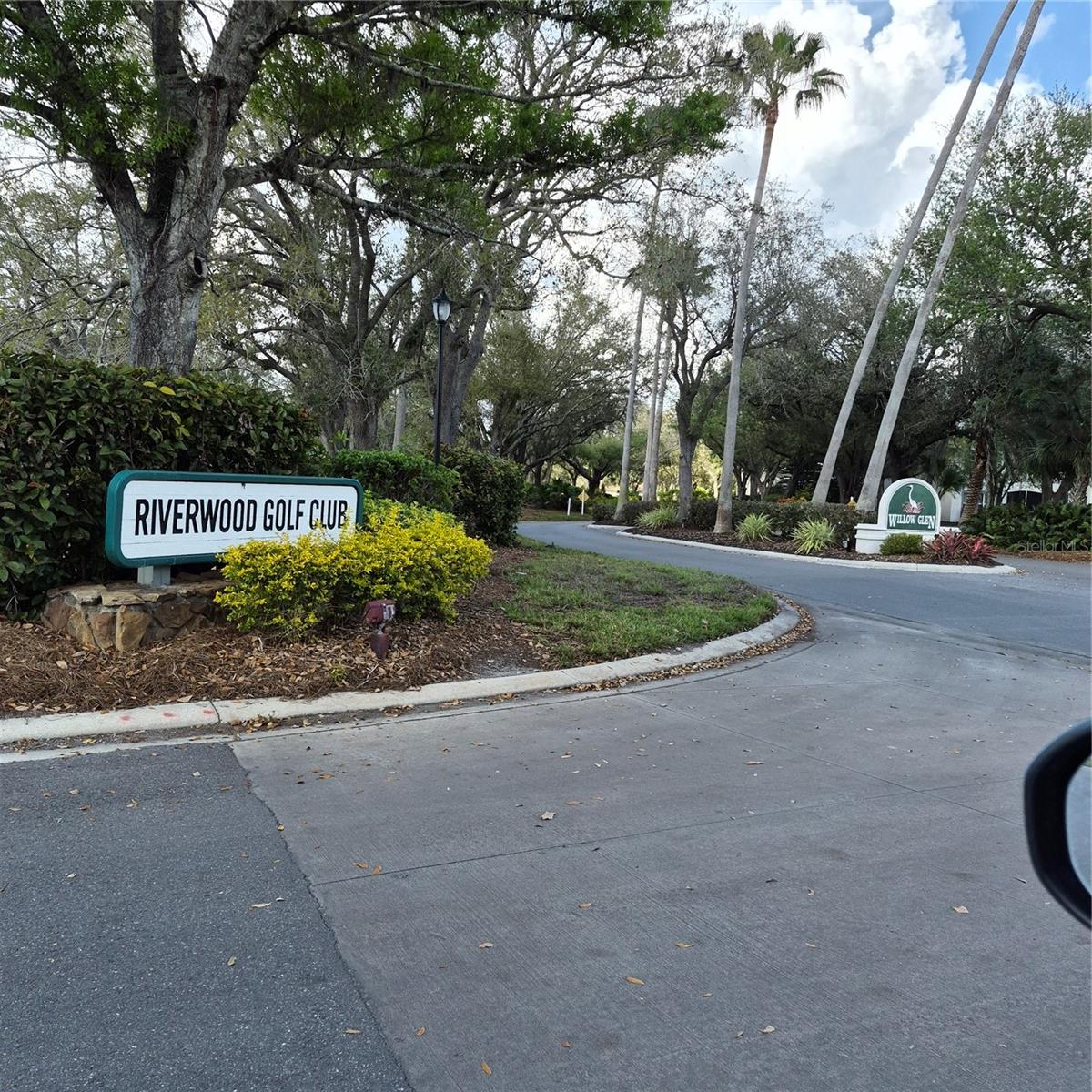 WILLOW GLEN GOLF COTTAGES PH 0 - Residential