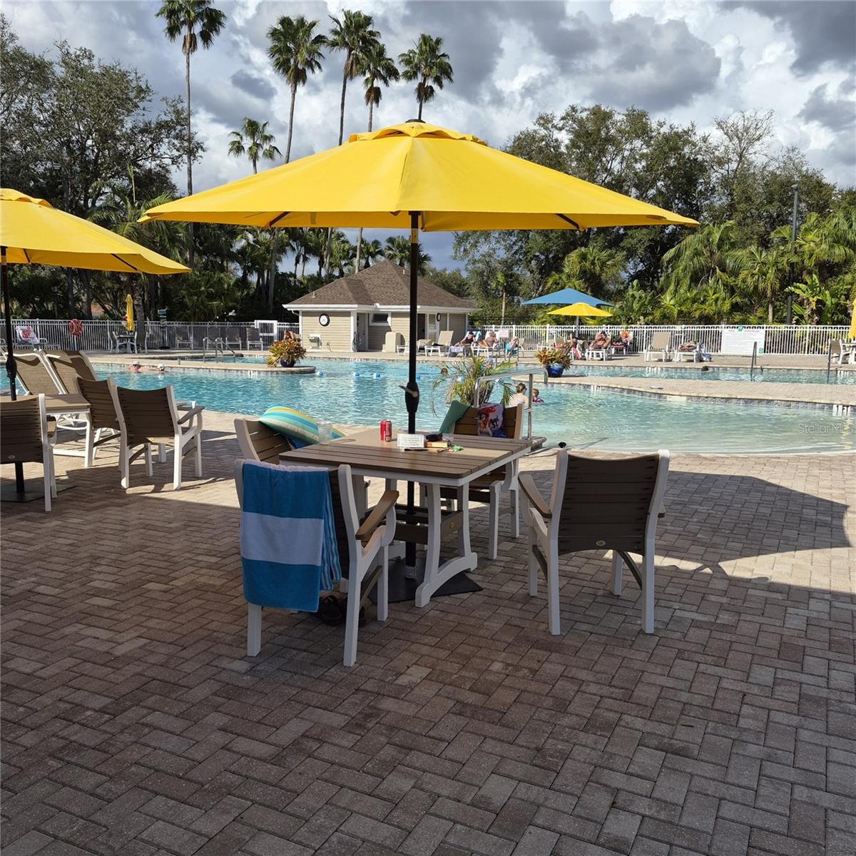 WILLOW GLEN GOLF COTTAGES PH 0 - Residential