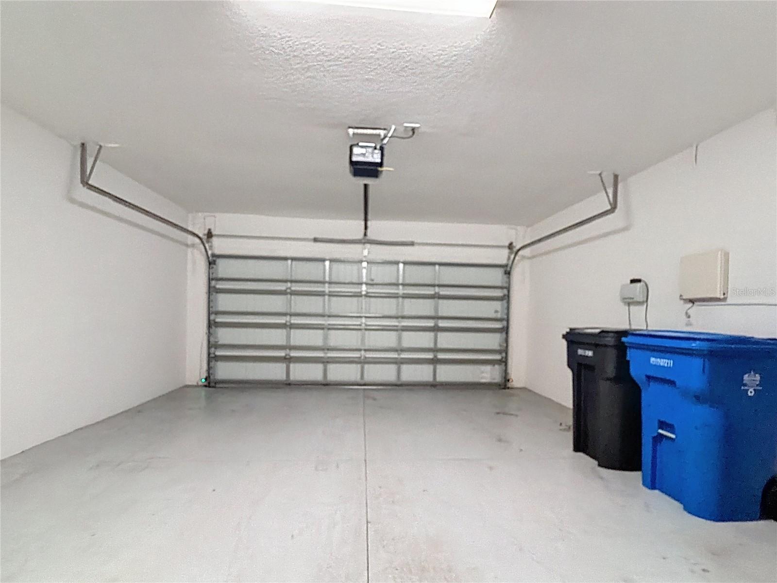 LIVE OAK PRESERVE 2C VILLAGES - Residential