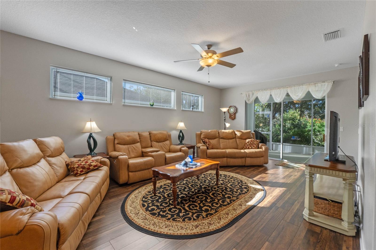 COTTAGES/SANDERS GROVE - Residential