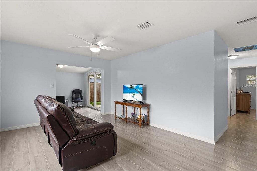 Photo of 2035 Vinson Avenue, Sarasota, FL 34232 (MLS # A4663363)