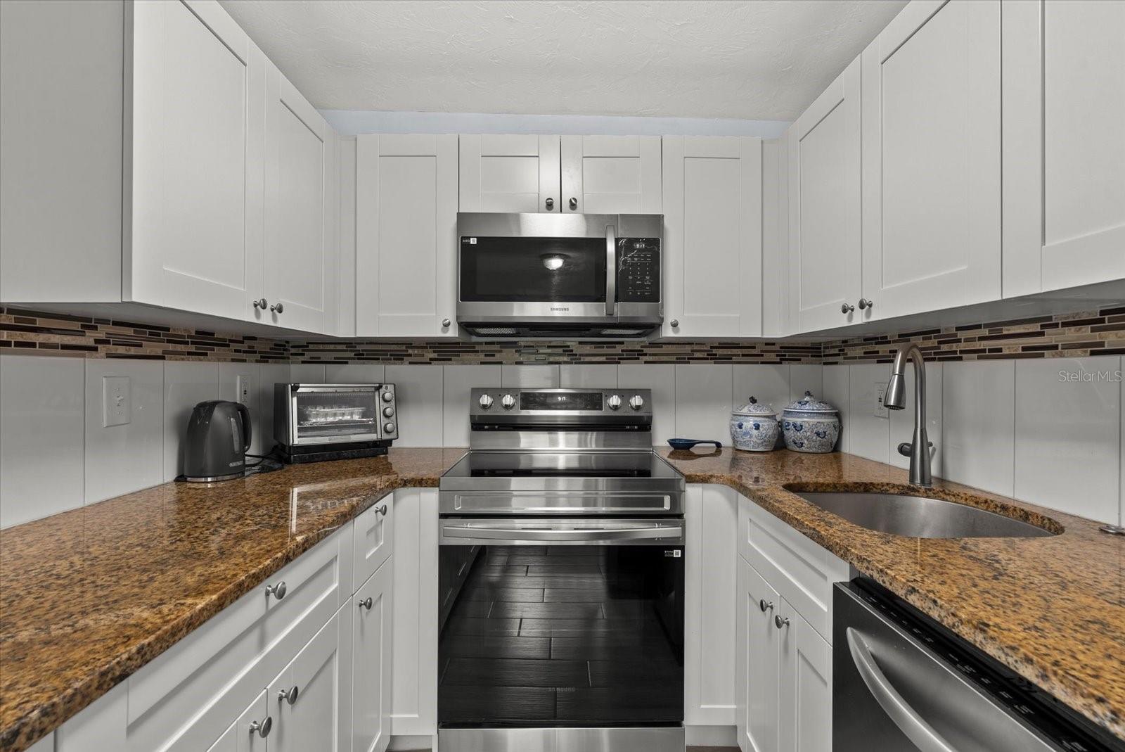 SARASOTA SPGS - Residential