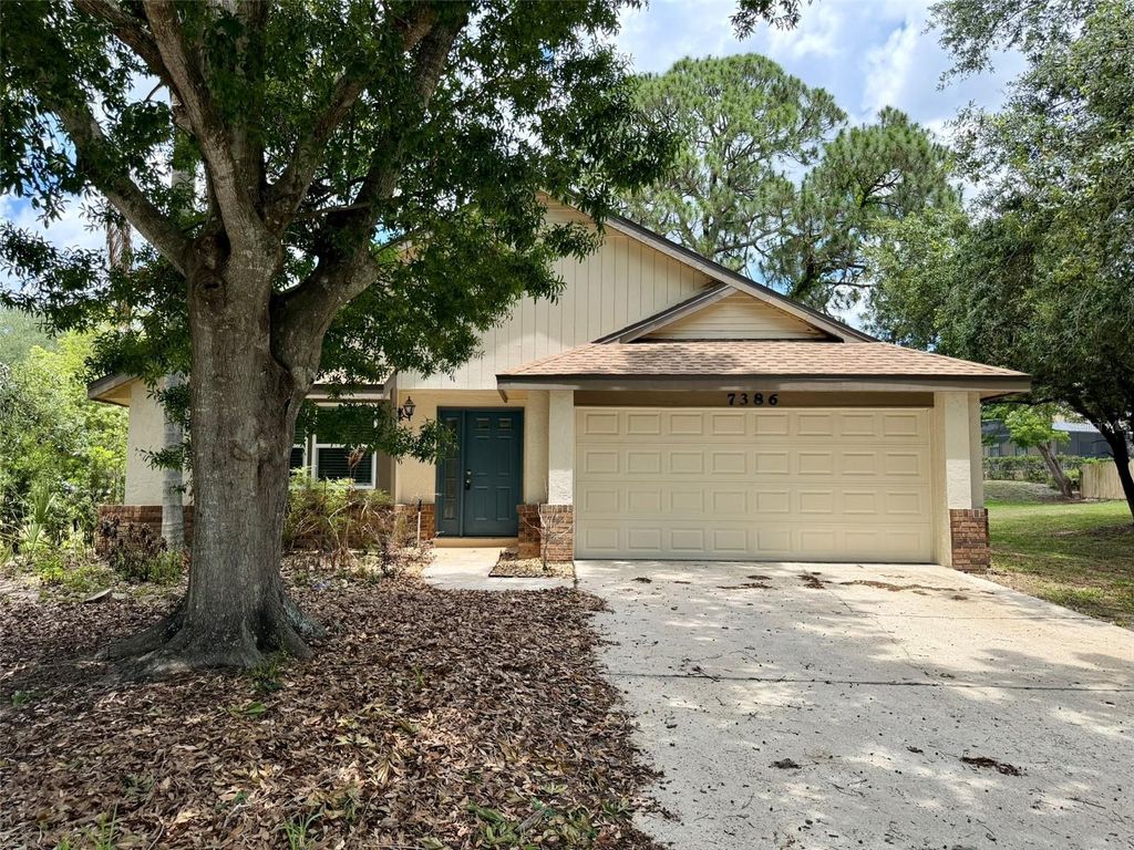 Photo of 7386 Spring Villas Circle, Orlando, FL 32819 (MLS # O6409224)