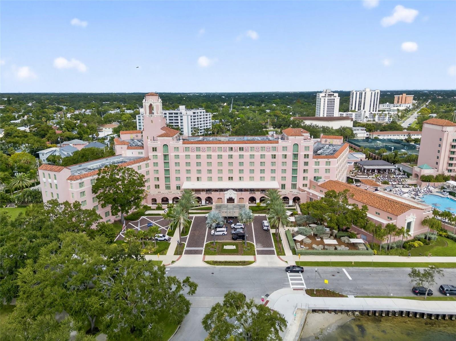 VINOY PLACE CONDO - Residential