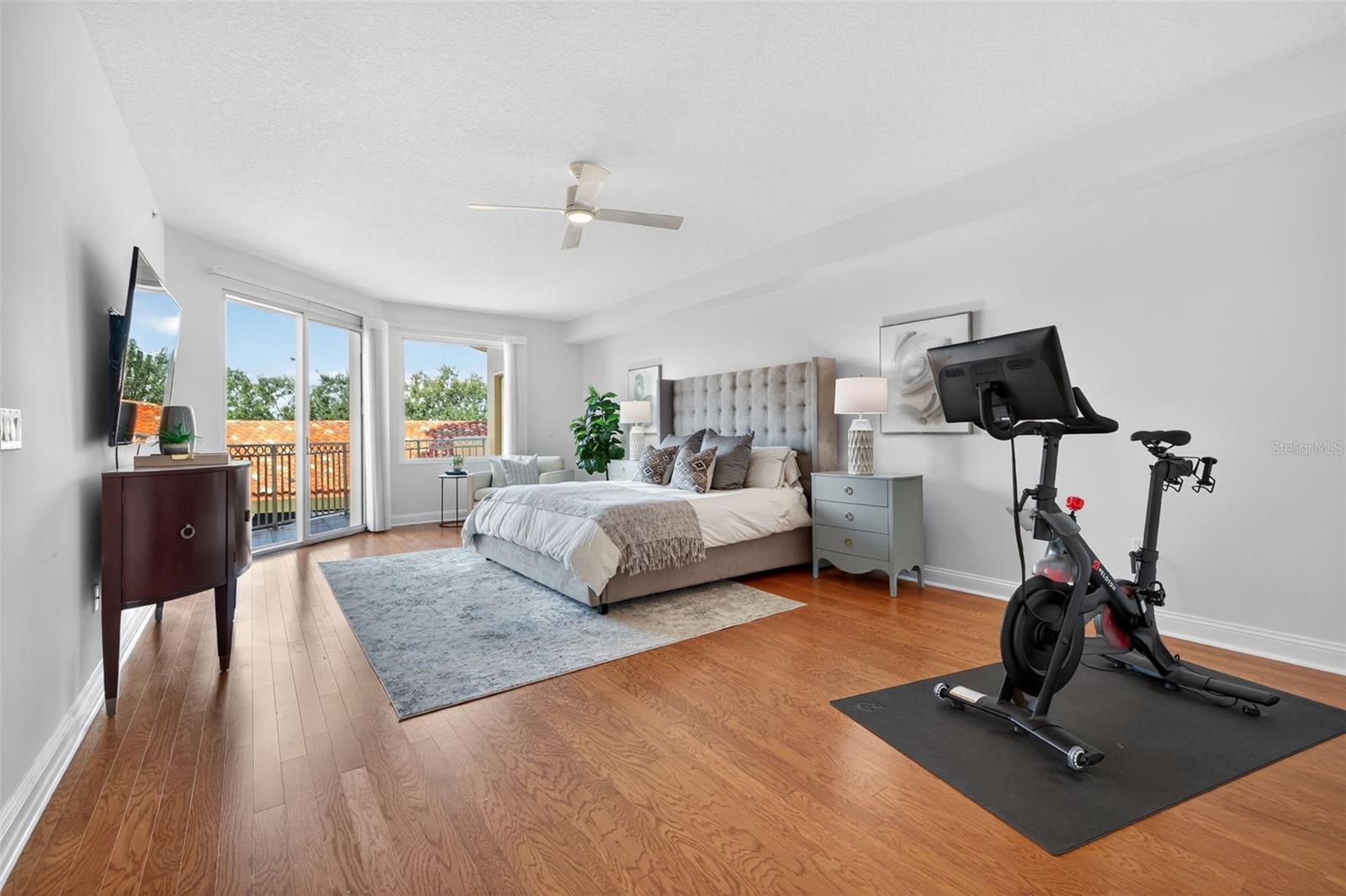 VINOY PLACE CONDO - Residential
