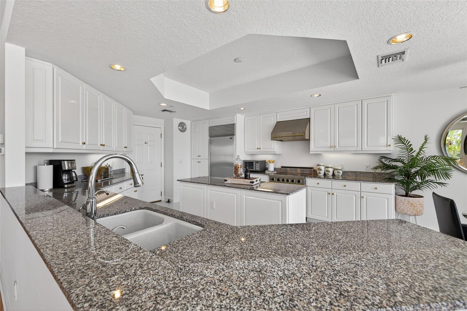 VINOY PLACE CONDO - Residential
