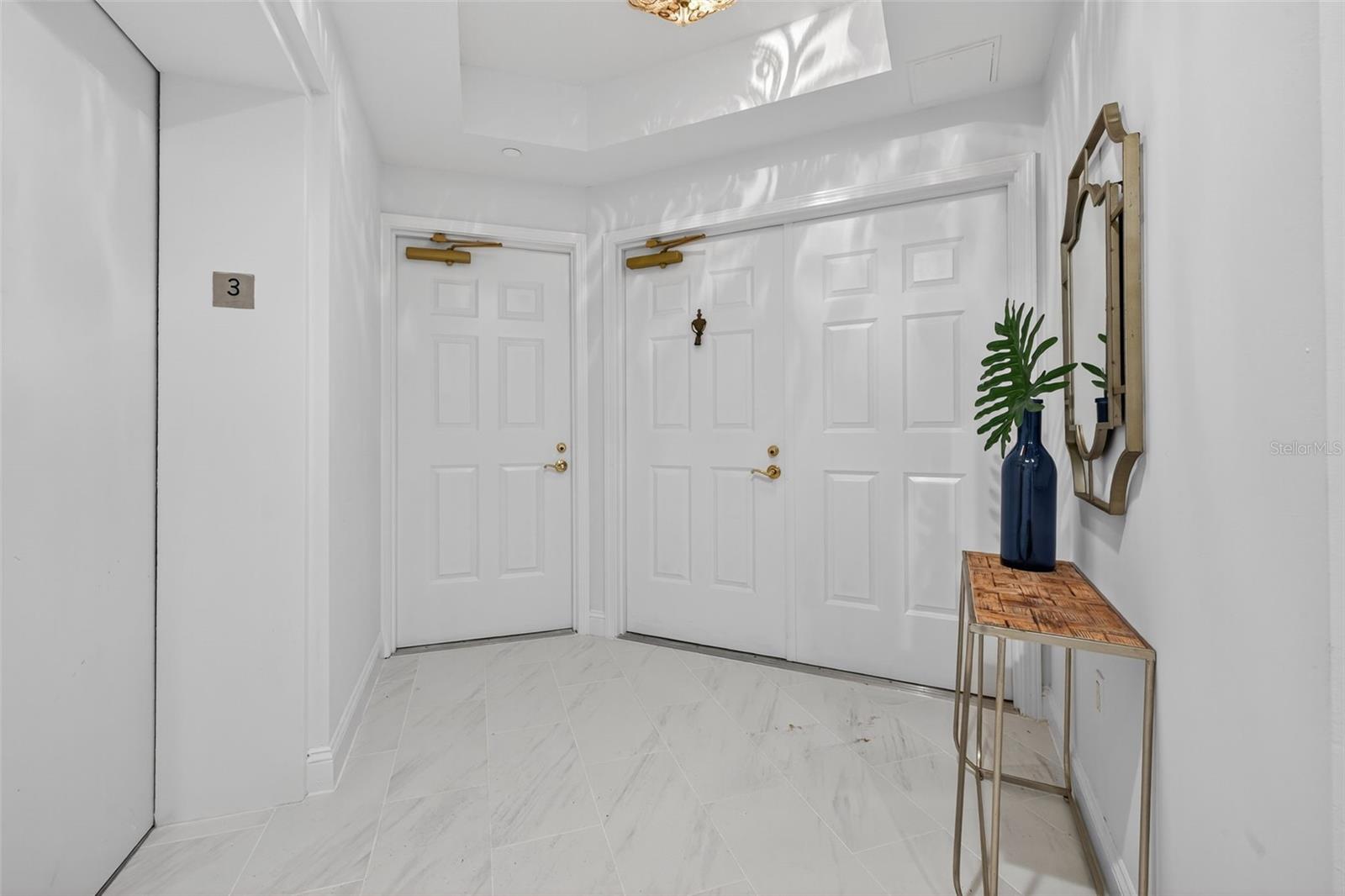 VINOY PLACE CONDO - Residential