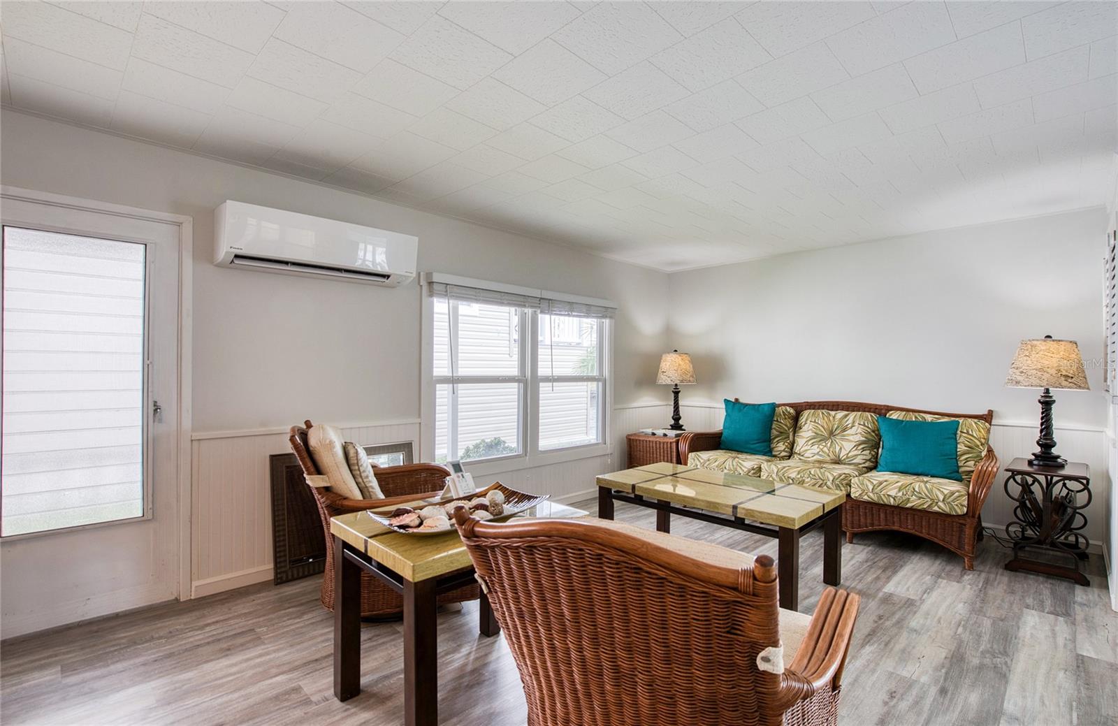 BAY ARISTOCRAT VILLAGE MOBILE HOME PARK UNREC - Residential