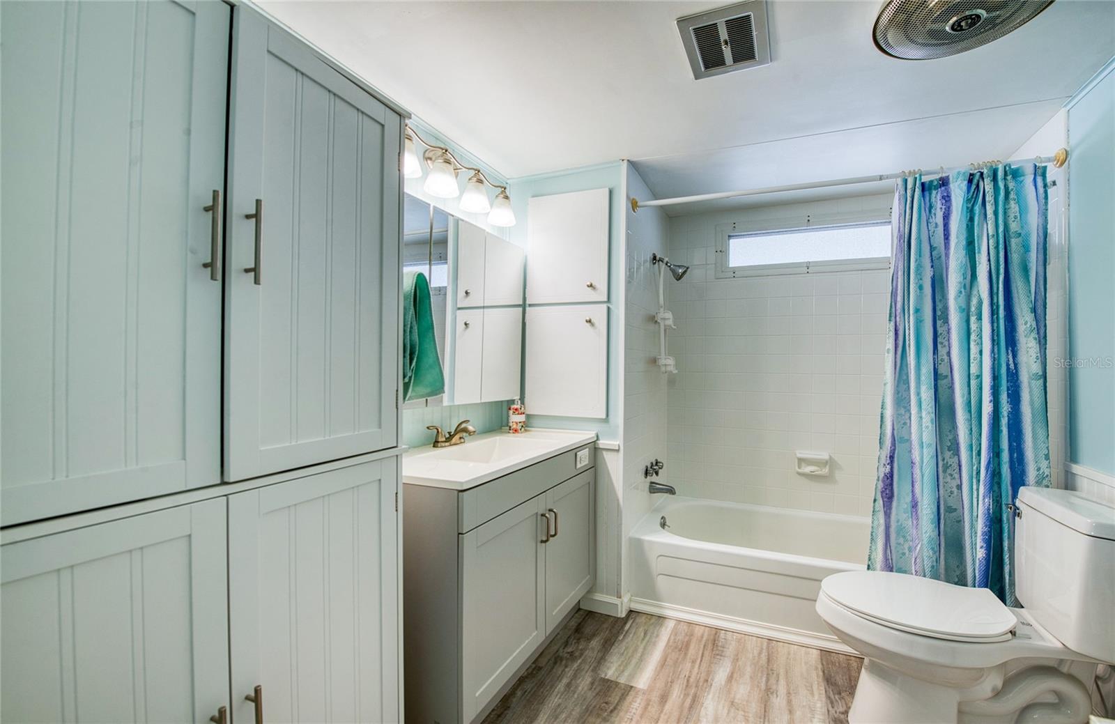 BAY ARISTOCRAT VILLAGE MOBILE HOME PARK UNREC - Residential