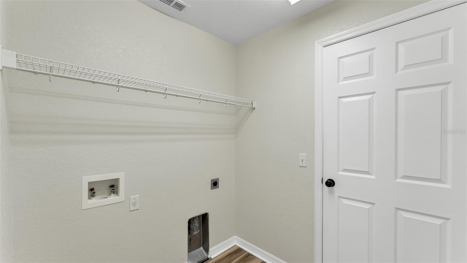 HUNTINGTON RIDGE - Residential