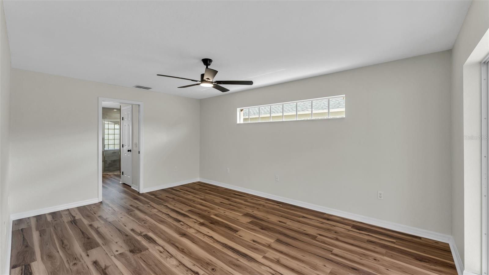 HUNTINGTON RIDGE - Residential