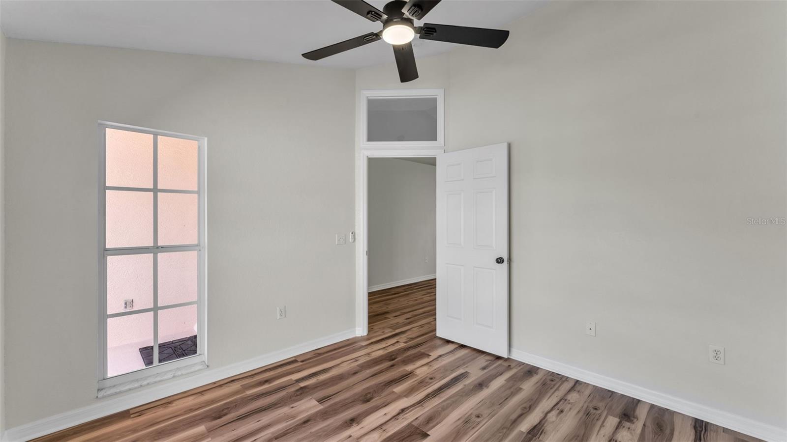 HUNTINGTON RIDGE - Residential