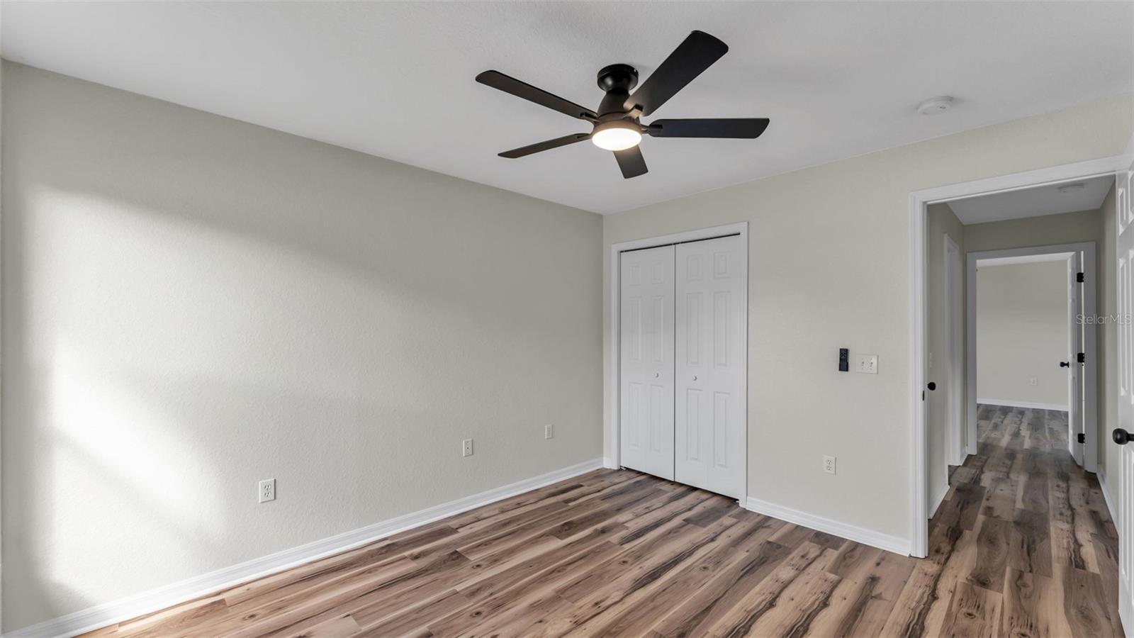 HUNTINGTON RIDGE - Residential