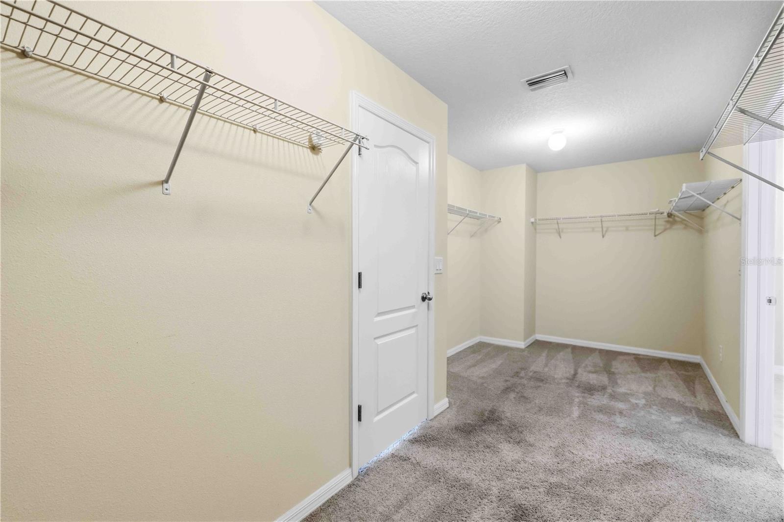 STONELEDGE - Residential