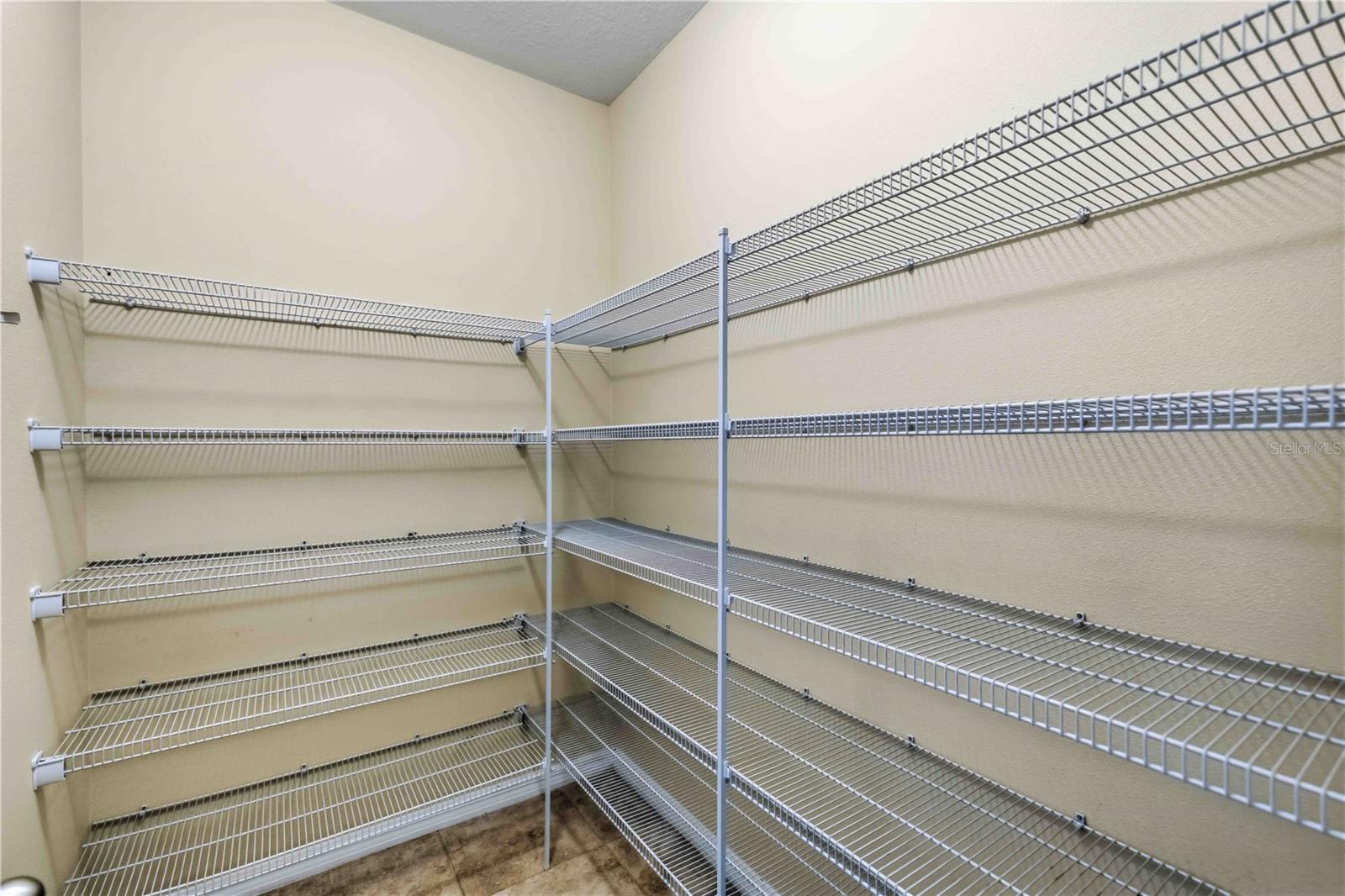 STONELEDGE - Residential