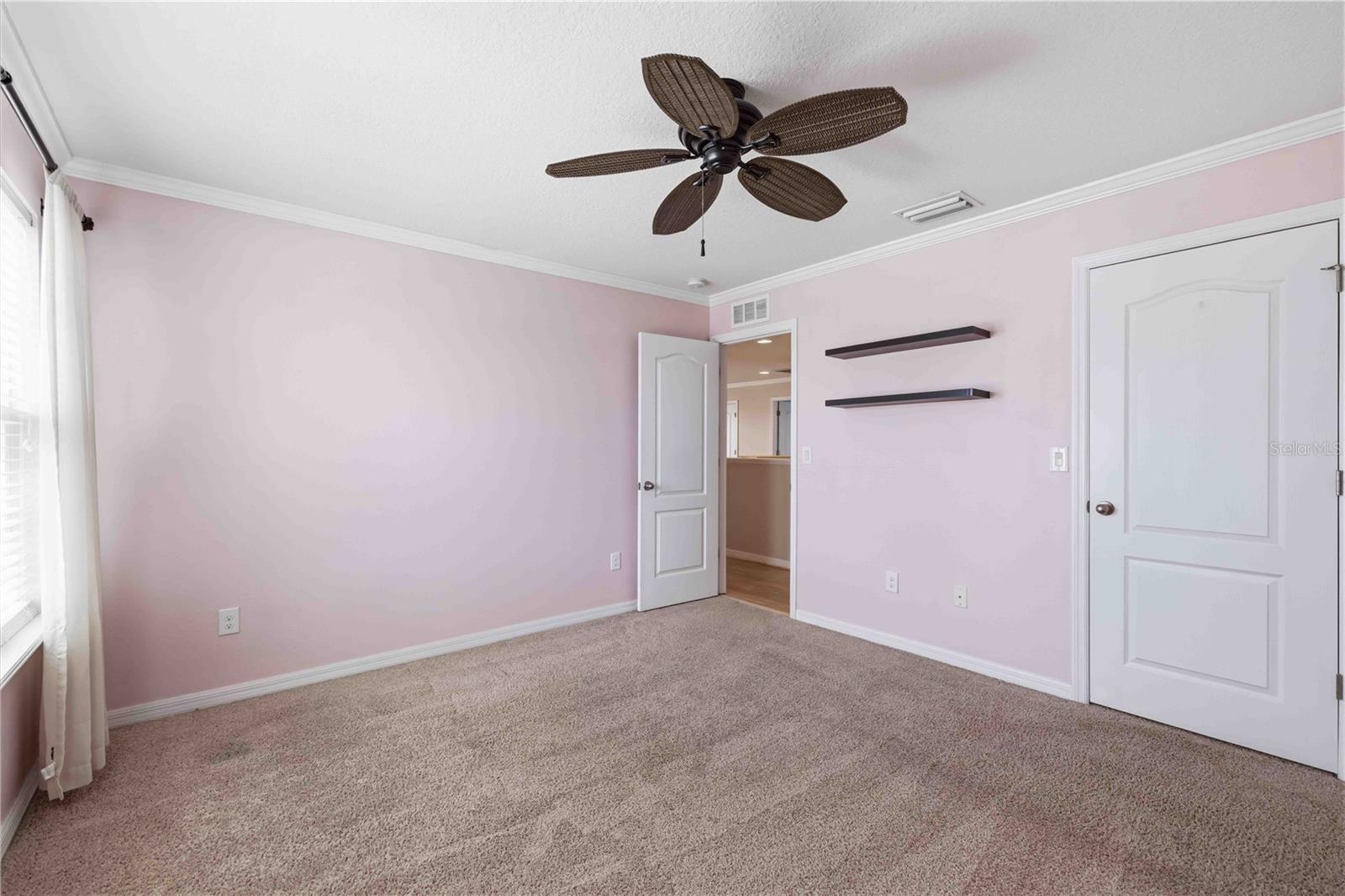 STONELEDGE - Residential