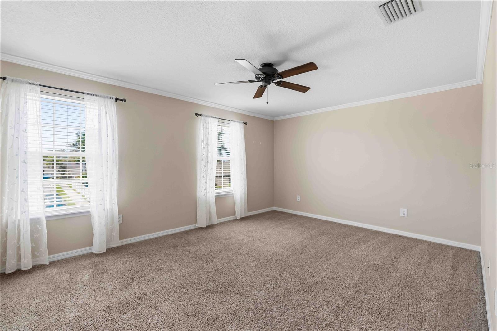 STONELEDGE - Residential