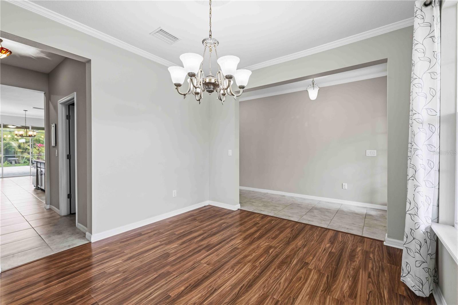 STONELEDGE - Residential