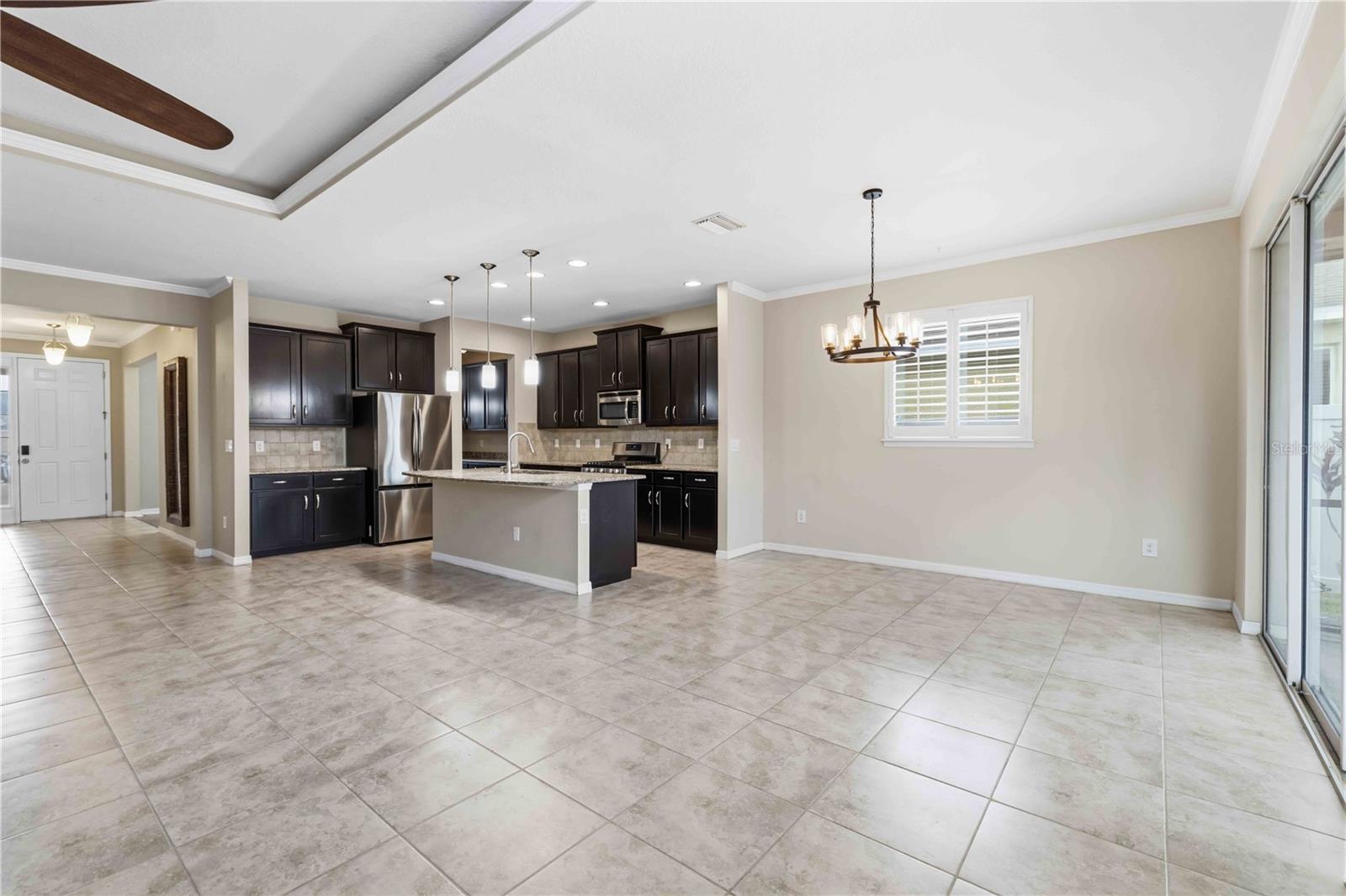 STONELEDGE - Residential