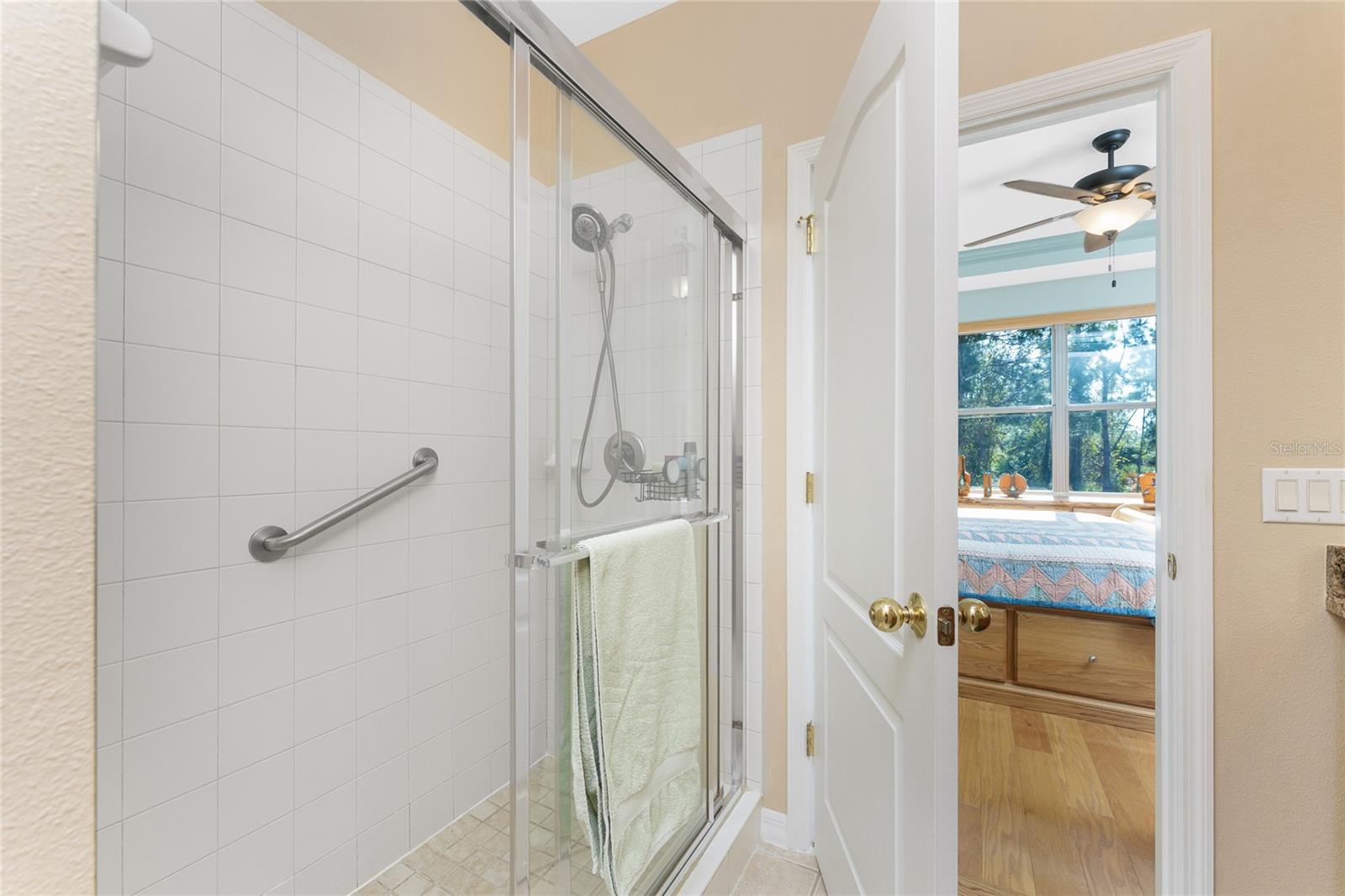 TOWNS AT LAKESIDE - Residential